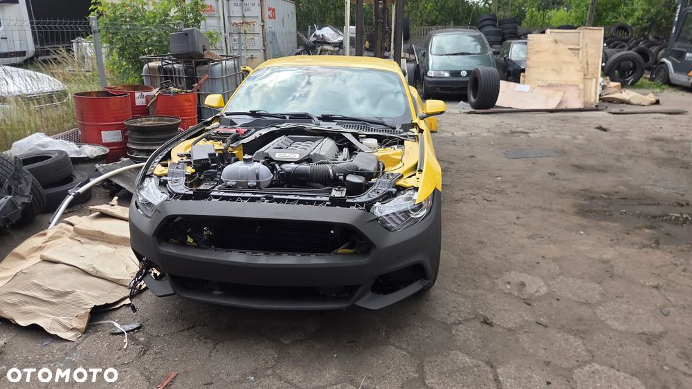Ford Mustang 5.0 V8 GT - 3