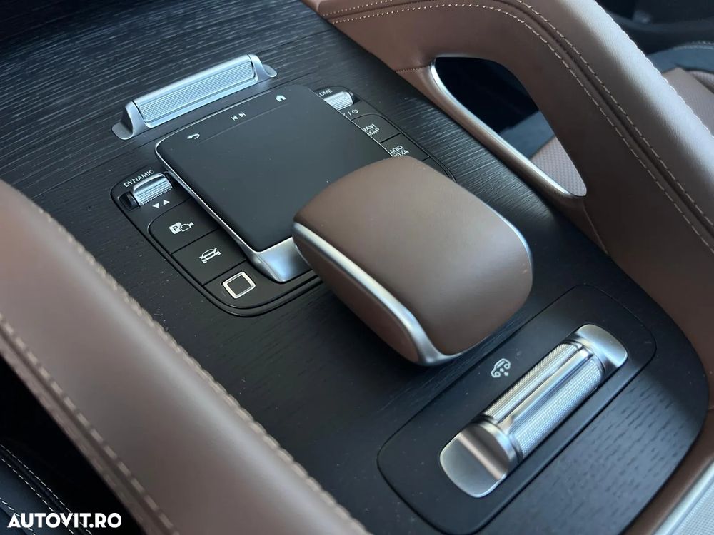 Mercedes-Benz GLE Coupe AMG 53 PHEV - 12