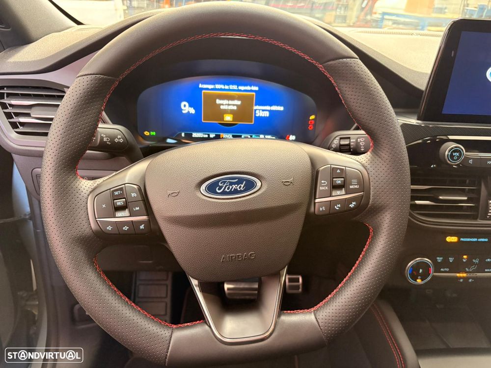 Ford Kuga 2.5 PHEV ST-Line X - 14