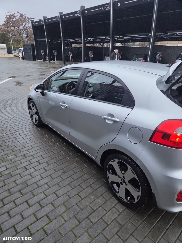 Kia Rio 1.2 GSL Classic - 5