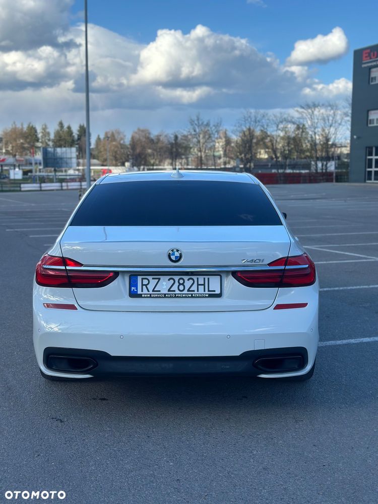 BMW Seria 7 740Li - 3