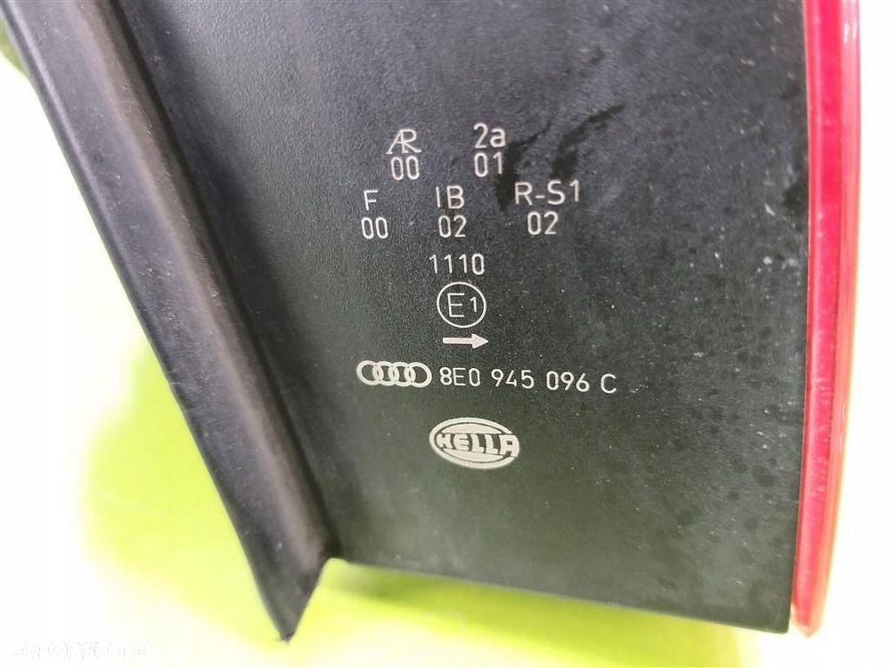 Lampa prawa tylna tył Audi A4 B6 8E SEDAN 2000-2004 8E0945096C ORYGINAŁ - 5