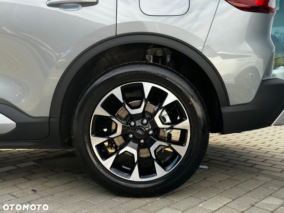 Ford Kuga - 9