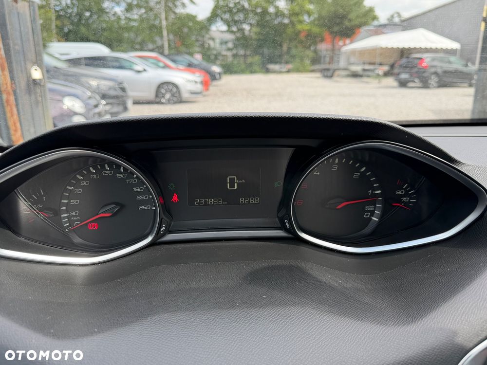 Peugeot 308 BlueHDi 120 Stop & Start Style - 14