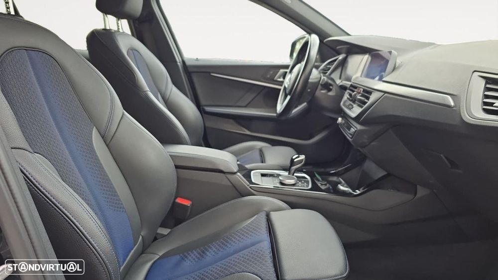 BMW 116 d Pack Desportivo M Auto - 10