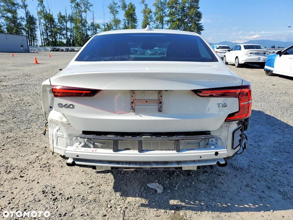 Volvo S60 - 3