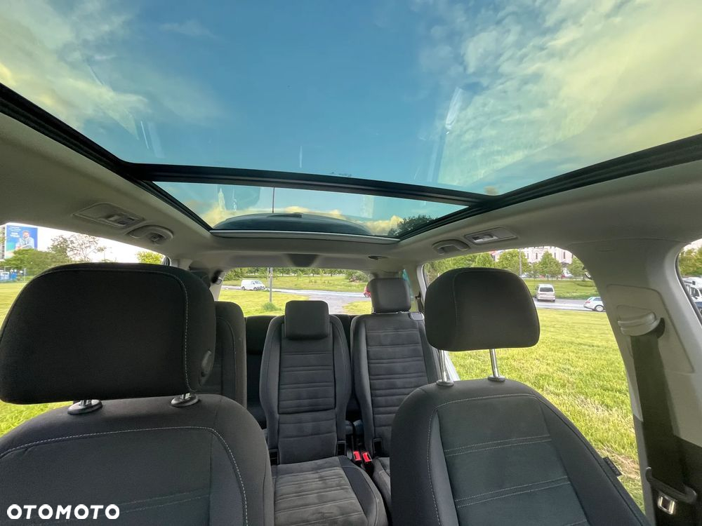 Volkswagen Touran 2.0 TDI BMT Highline DSG - 14