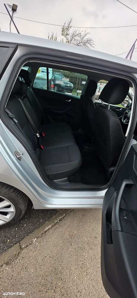 Skoda Rapid 1.6 TDI Elegance Green tec - 6