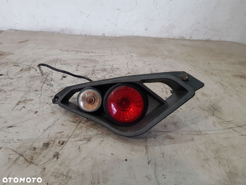 lampa lewa lewy tył 705004927 canam renegade 1000 17 rok - 2