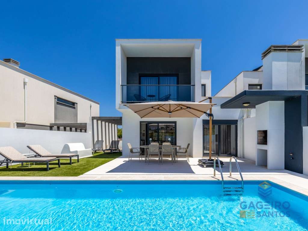 Moderna moradia T3 com piscina privativa - Grande imagem: 2/49