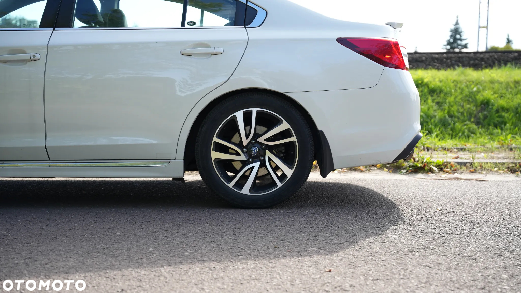 Subaru Legacy - 6