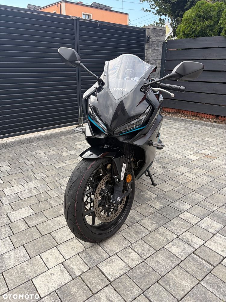 Honda CBR - 8