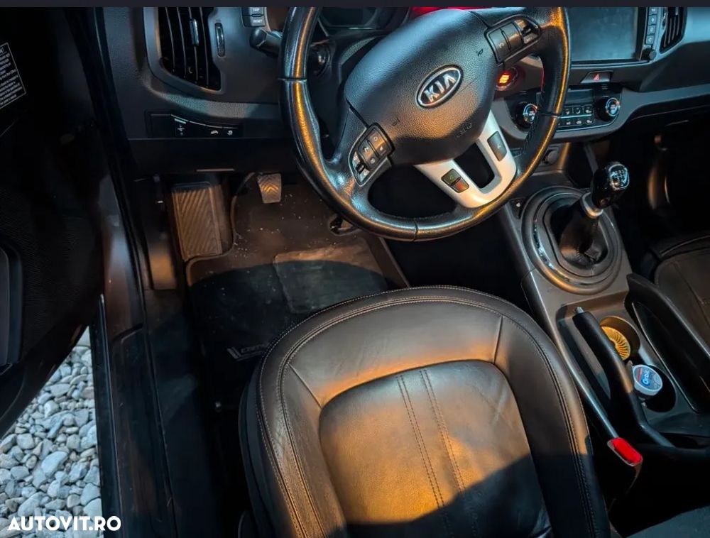 Kia Sportage 1.7 DSL MT 4x2 PREMIUM - 6