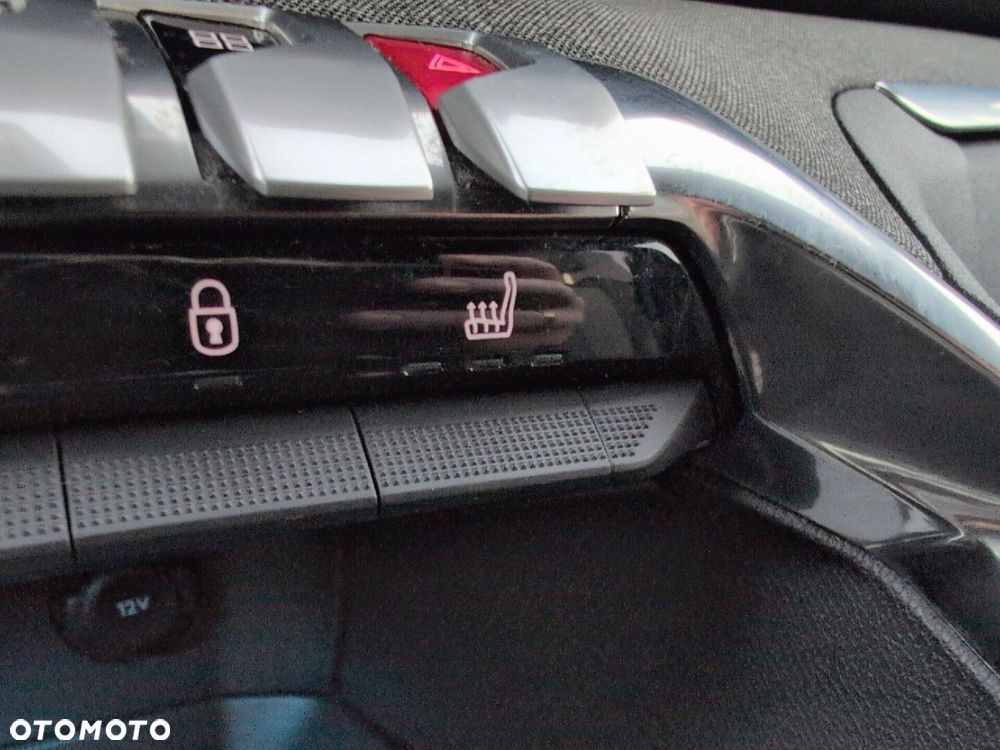 Peugeot 5008 1.5 BlueHDi Allure Pack S&S EAT8 - 27