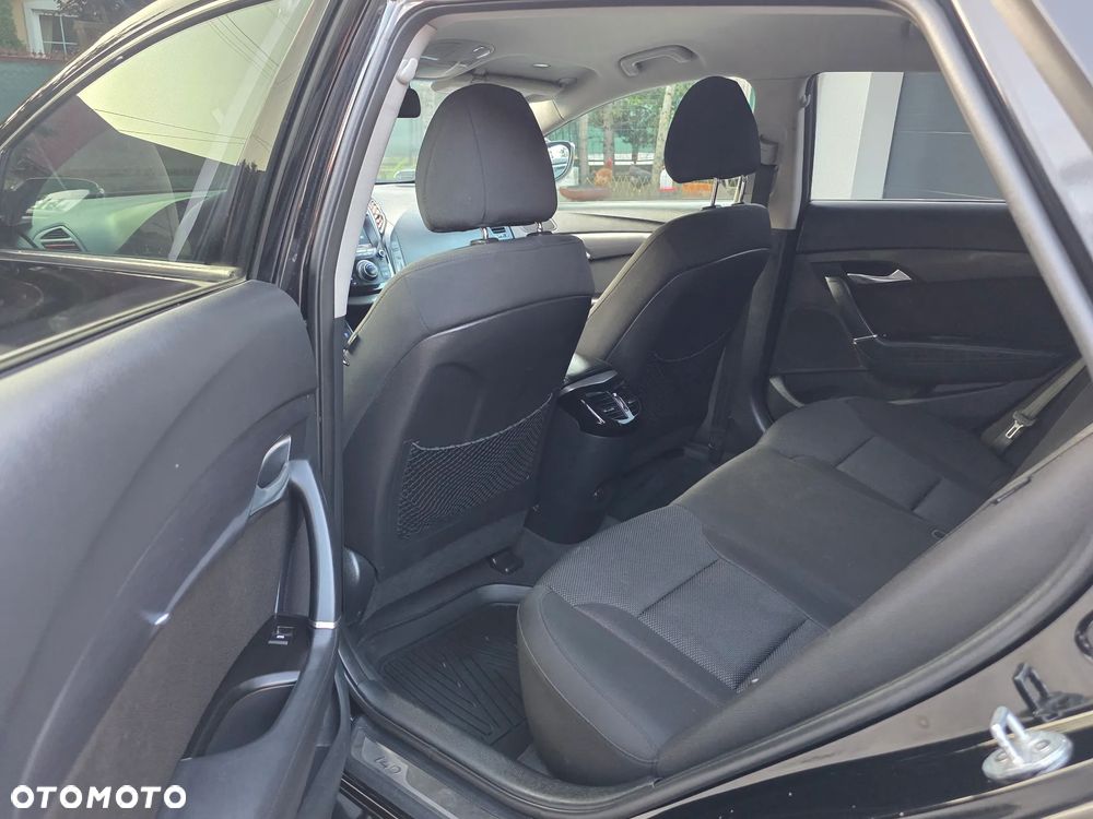 Hyundai i40 Kombi 1.7 CRDi Premium - 27