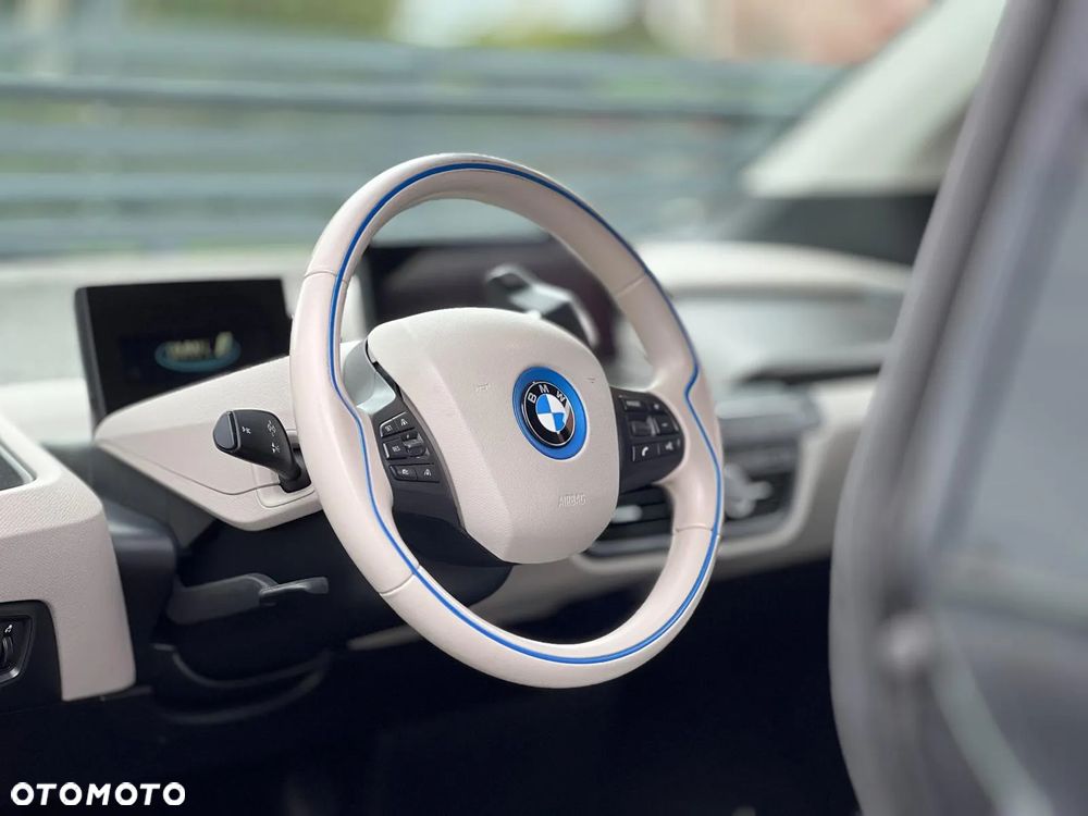 BMW i3 (60 Ah) - 13