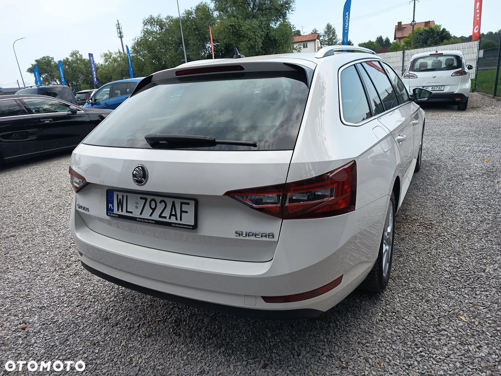 Skoda Superb 2.0 TDI Style DSG7 - 15