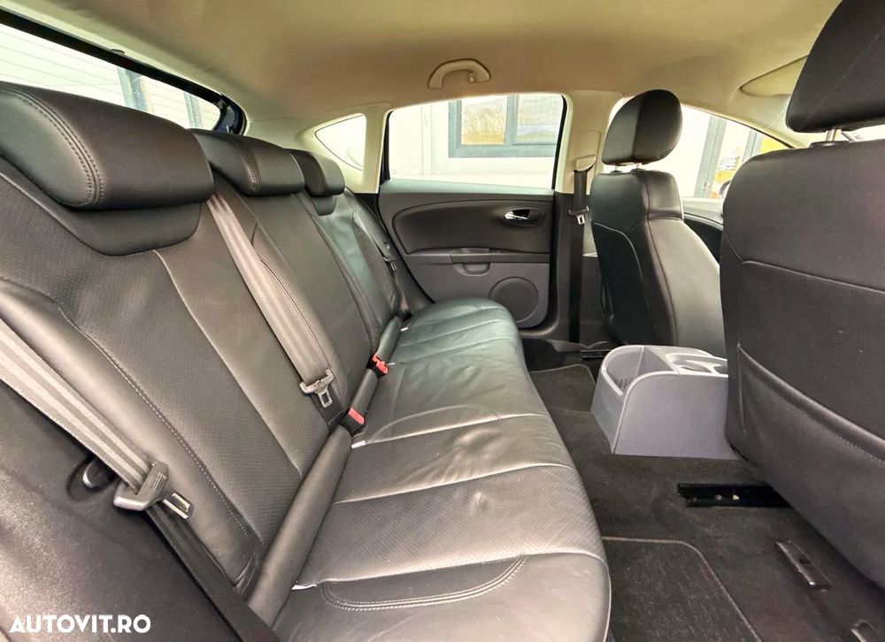 Seat Leon 2.0 TDI DPF Style - 21