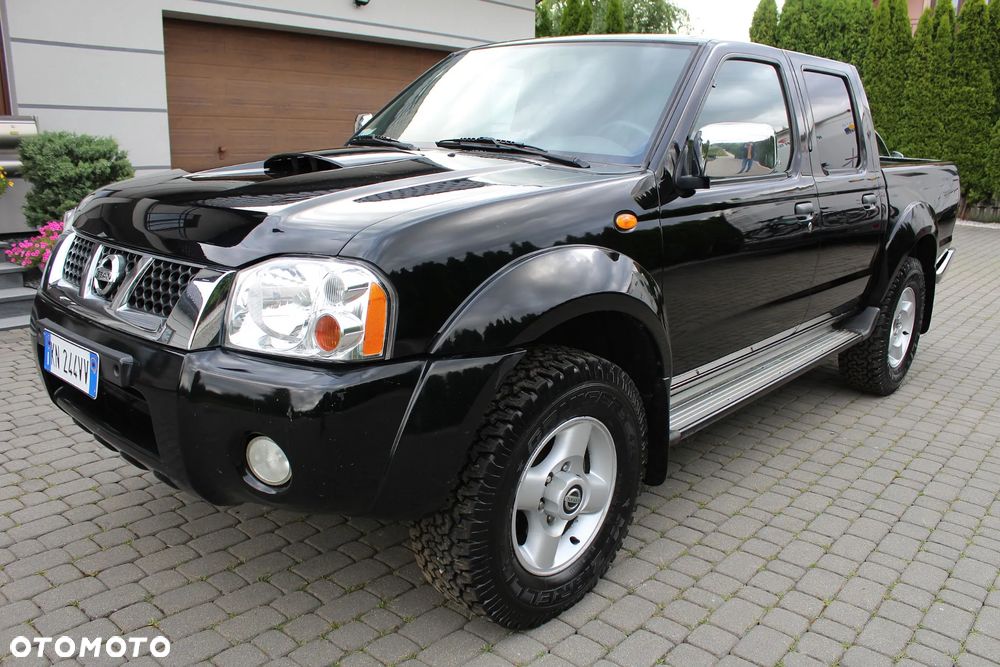 Nissan Pickup Navara - 2