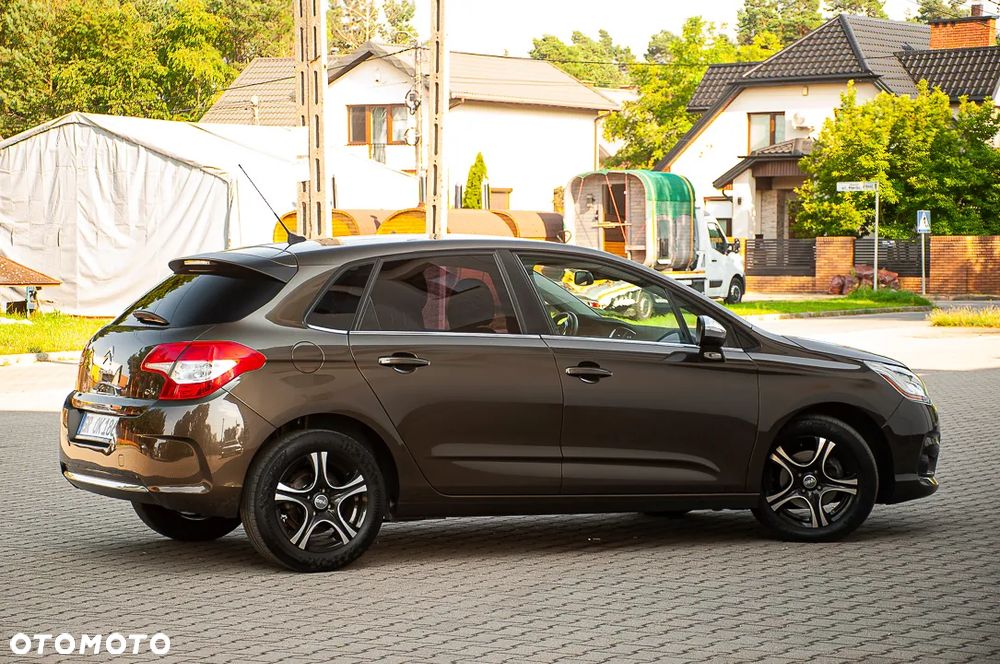 Citroën C4 VTi 120 Selection - 10