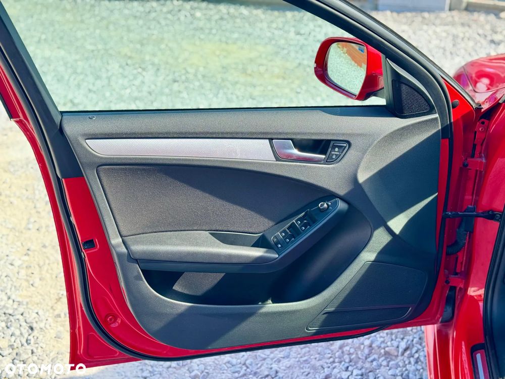 Audi A4 Avant 2.0 TDI e DPF S line Sportpaket - 13