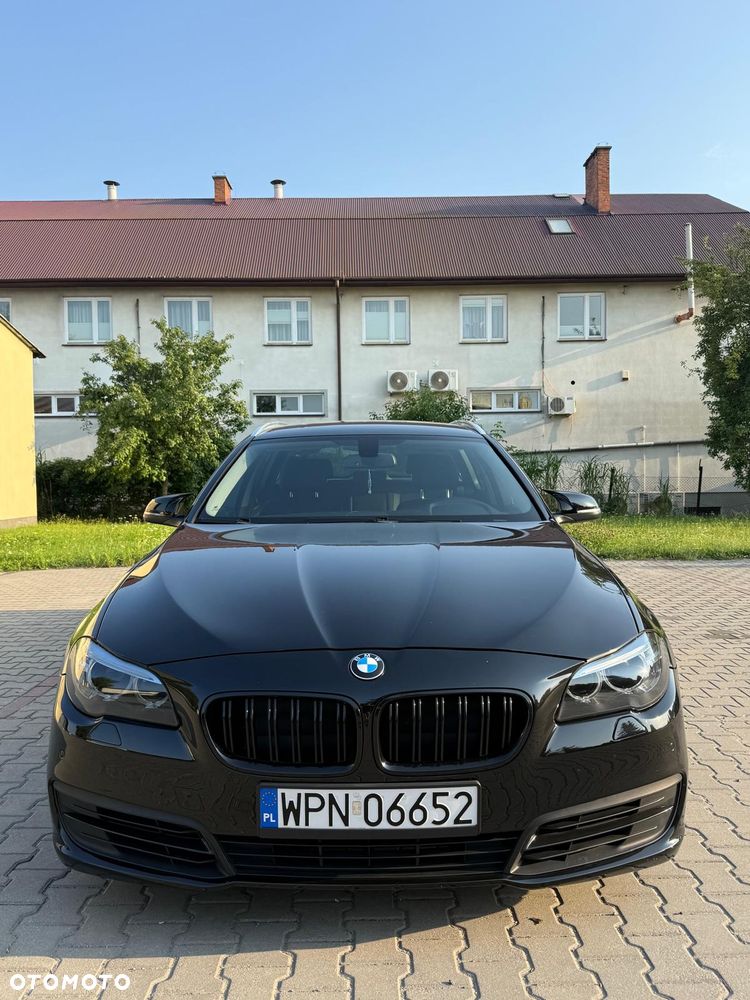 BMW Seria 5 520d xDrive - 7