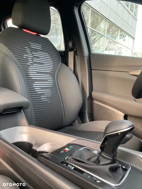 Alfa Romeo Tonale 1.5 T4 GSE Hybrid Sprint DCT - 13