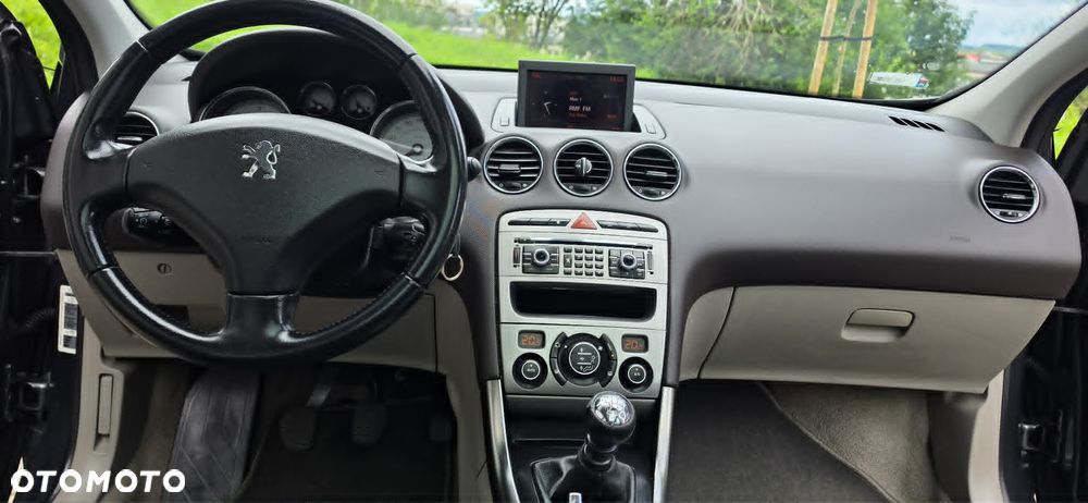 Peugeot 308 HDi FAP 135 Platinum - 20