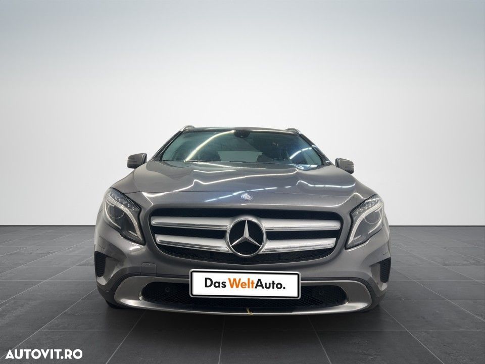 Mercedes-Benz GLA - 7