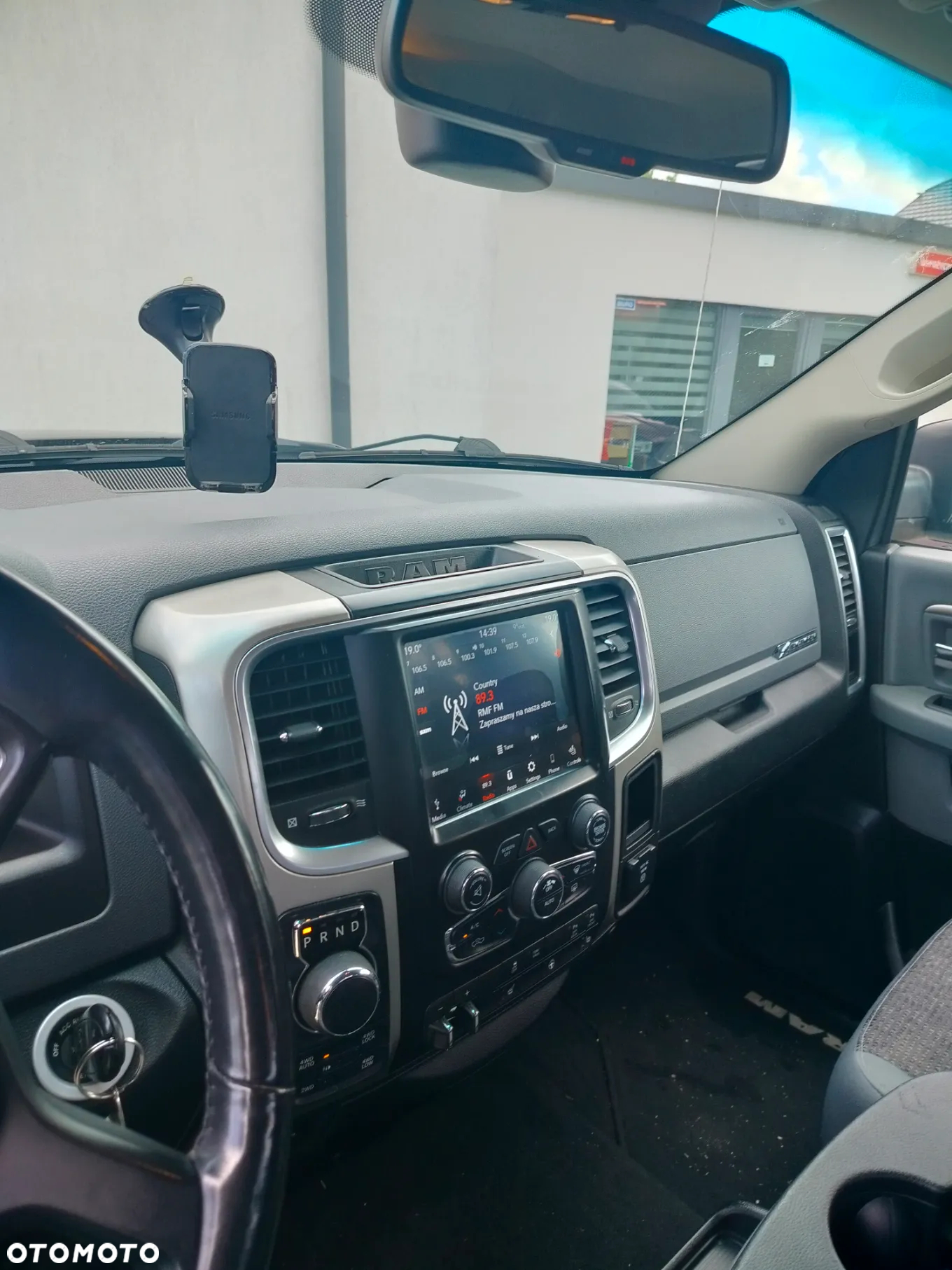 Dodge RAM 1500 5.7 4x4 - 10
