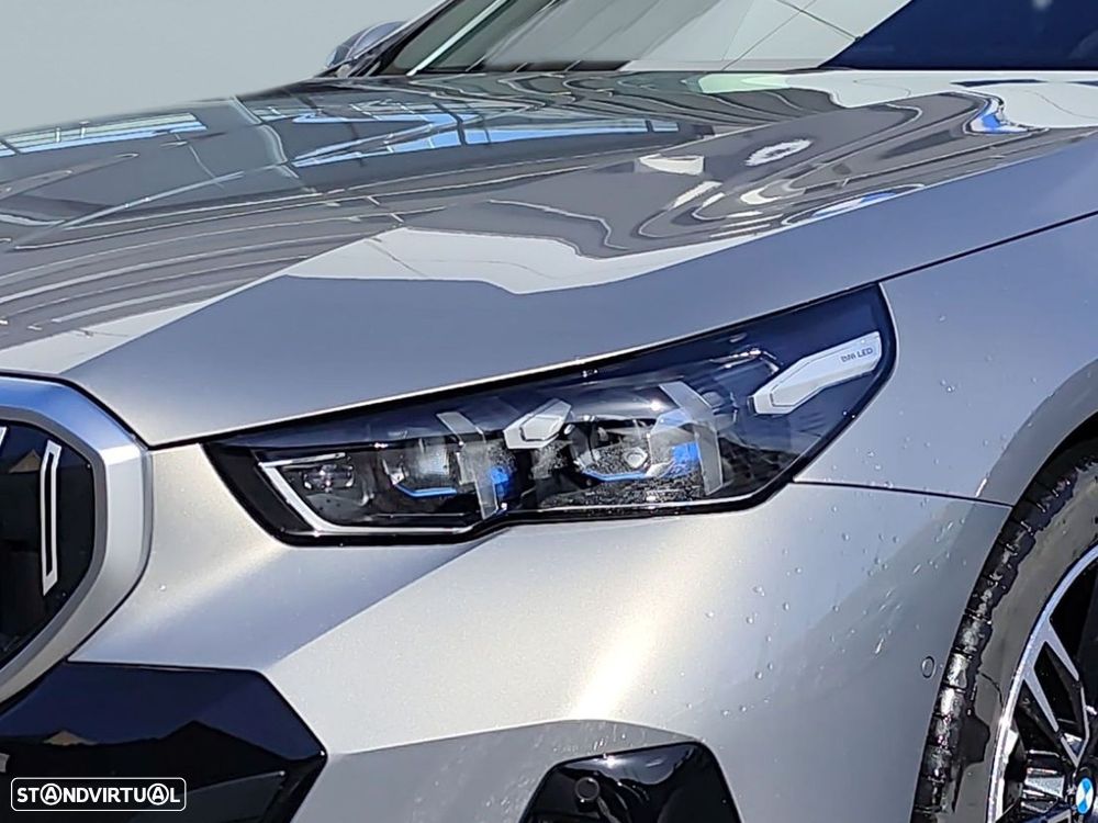 BMW 530 e Pack Desportivo M - 3