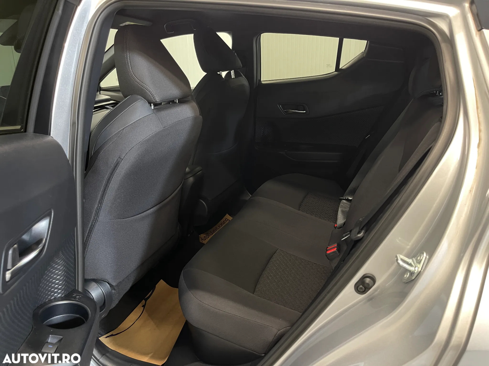 Toyota C-HR 2.0 HSD 184 CP 4x2 CVT Classy - 10