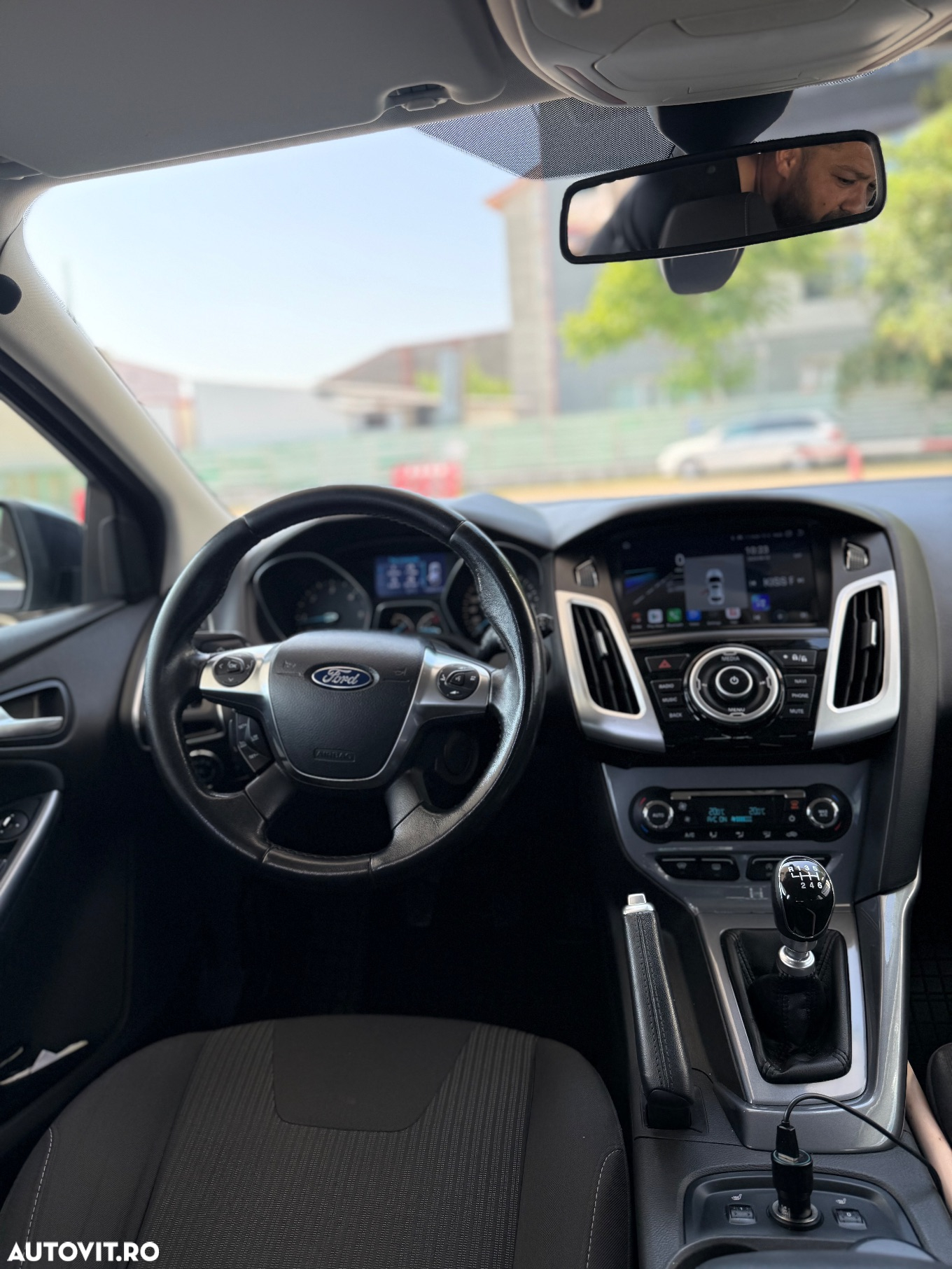 Ford Focus 1.6 TDCi DPF Start-Stopp-System SYNC Edition - 8