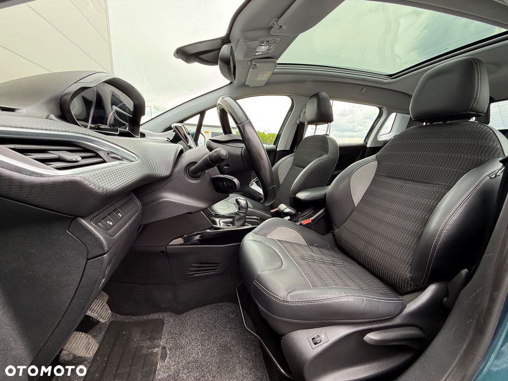 Peugeot 2008 PureTech 110 Stop&Start Allure - 14