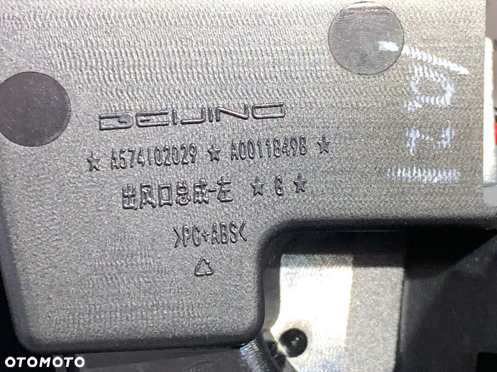 DEKOR KRATKA NAWIEWU LEWY PRZÓD  BAIC X75 2020 - DCT 138 kW [188 KM] A00118498 - 5