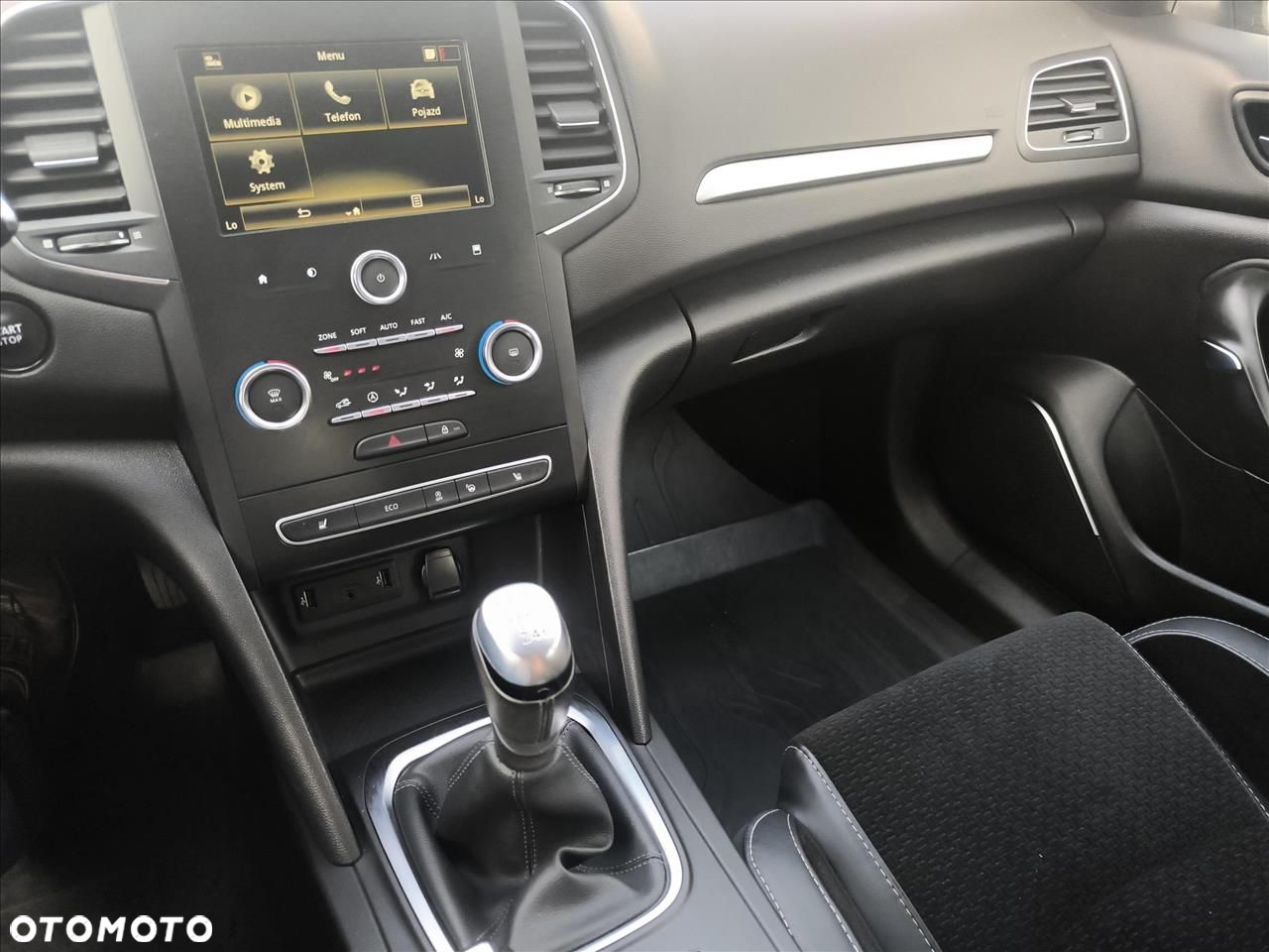 Renault Megane 1.5 Blue dCi Intens - 16