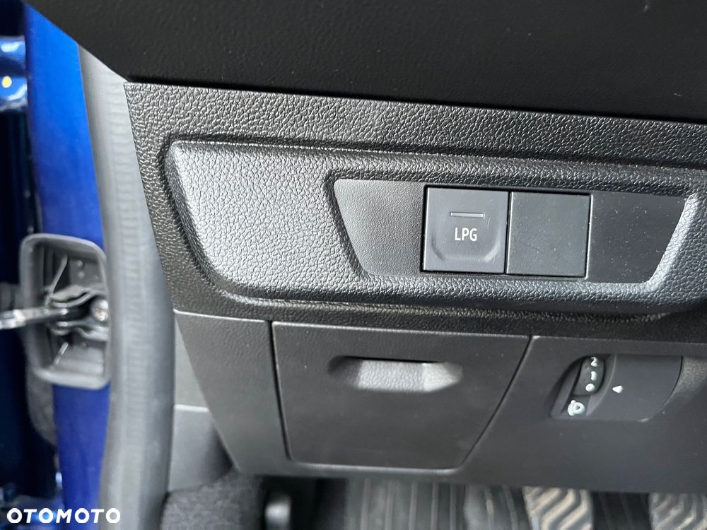 Dacia Sandero 1.0 TCe Laureate S&S - 11