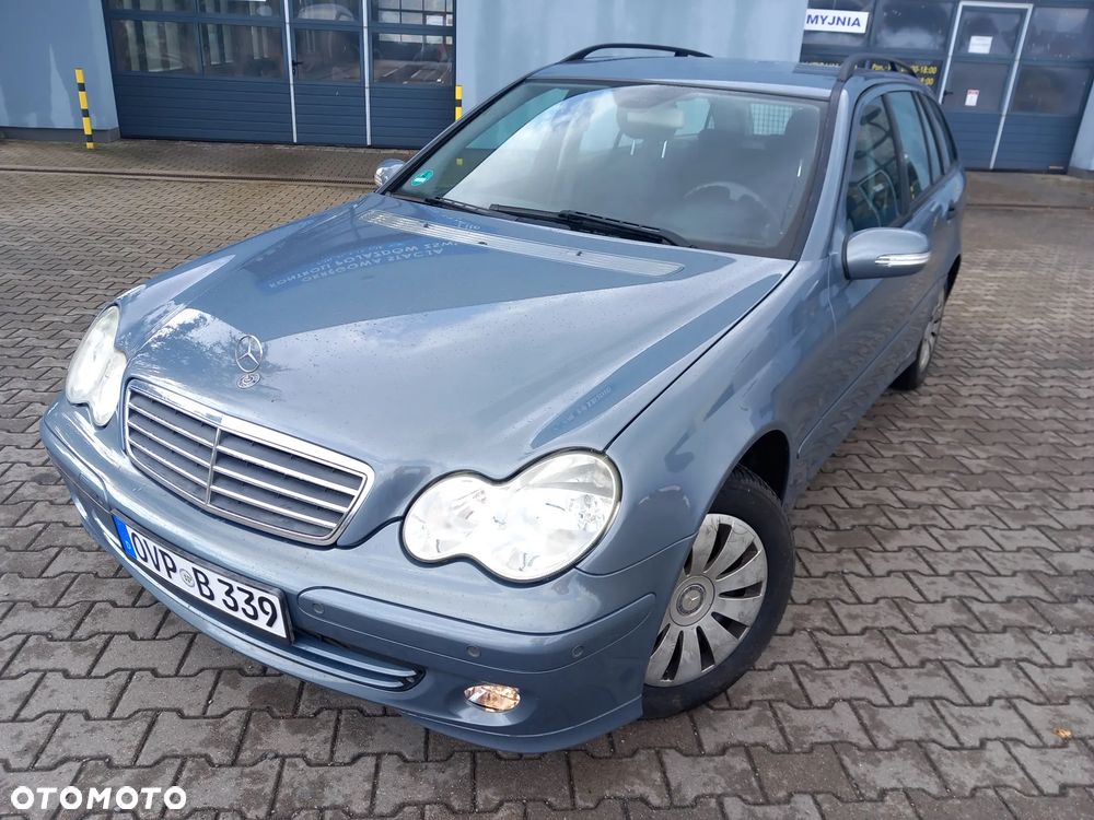 Mercedes-Benz Klasa C 180 Kompressor Automatik Classic Sport Edition - 11