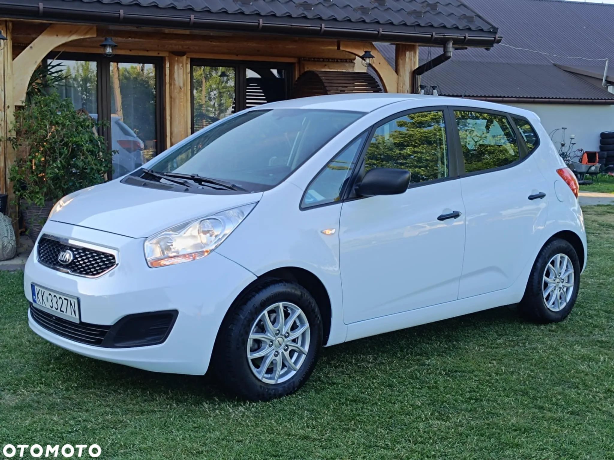 Kia Venga - 1