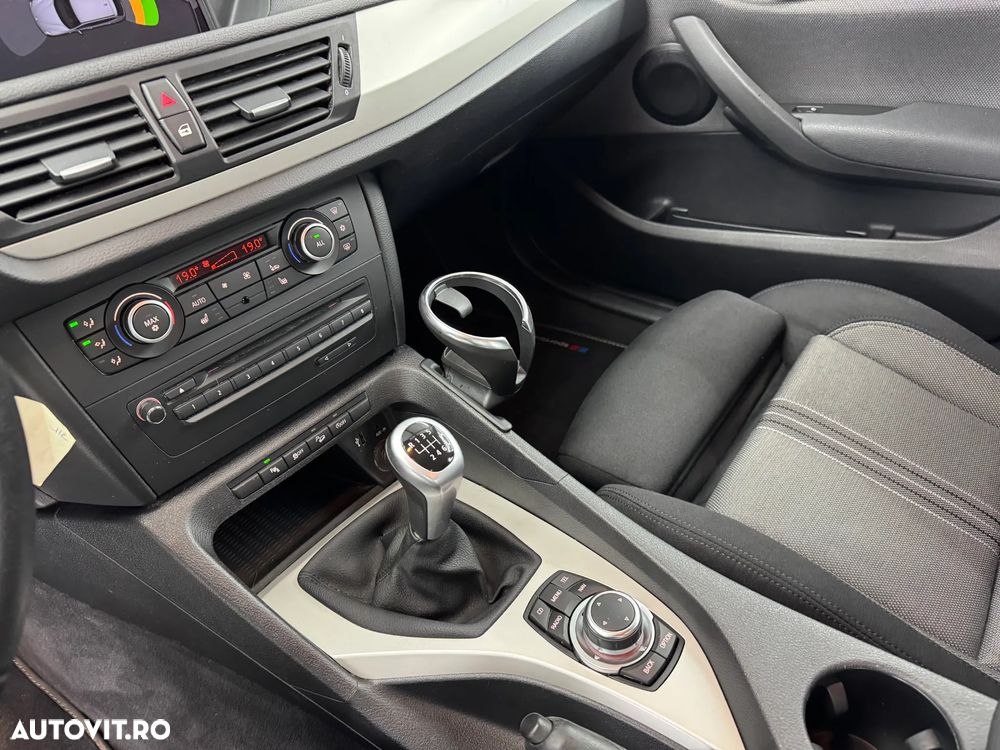 BMW X1 xDrive20d - 23