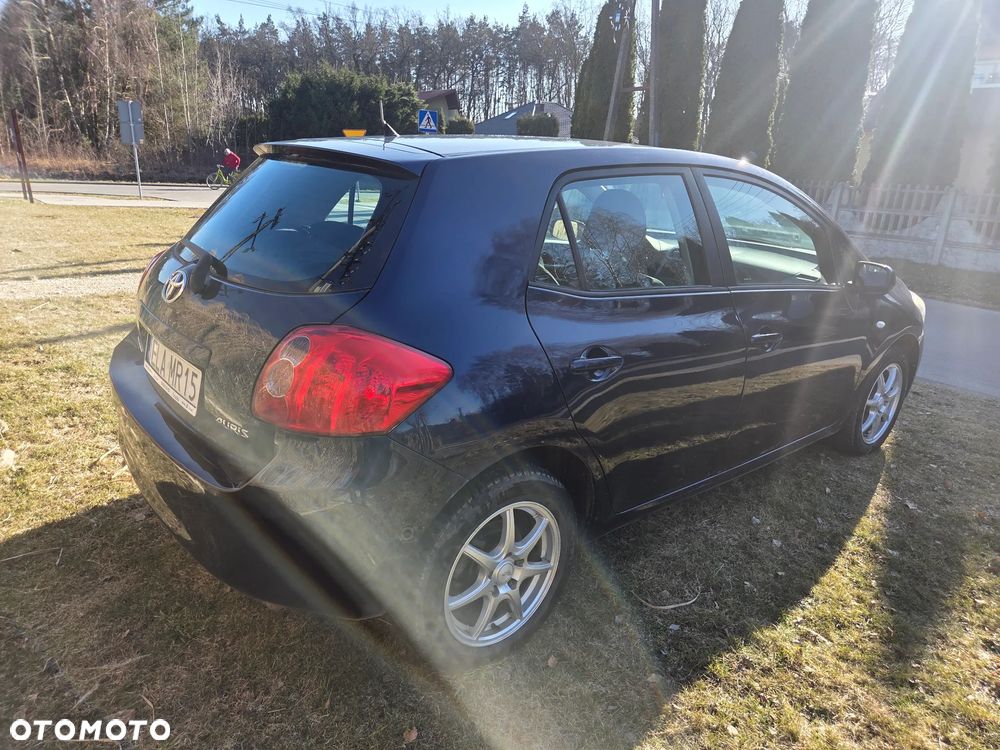 Toyota Auris 1.6 VVT-i Team - 6