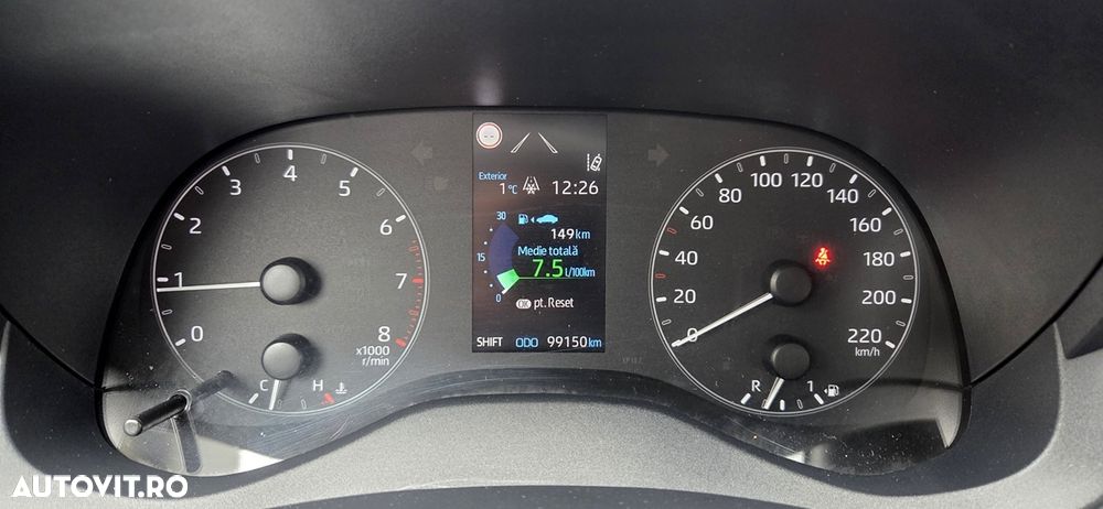 Toyota Yaris 1.0 L Eco - 24