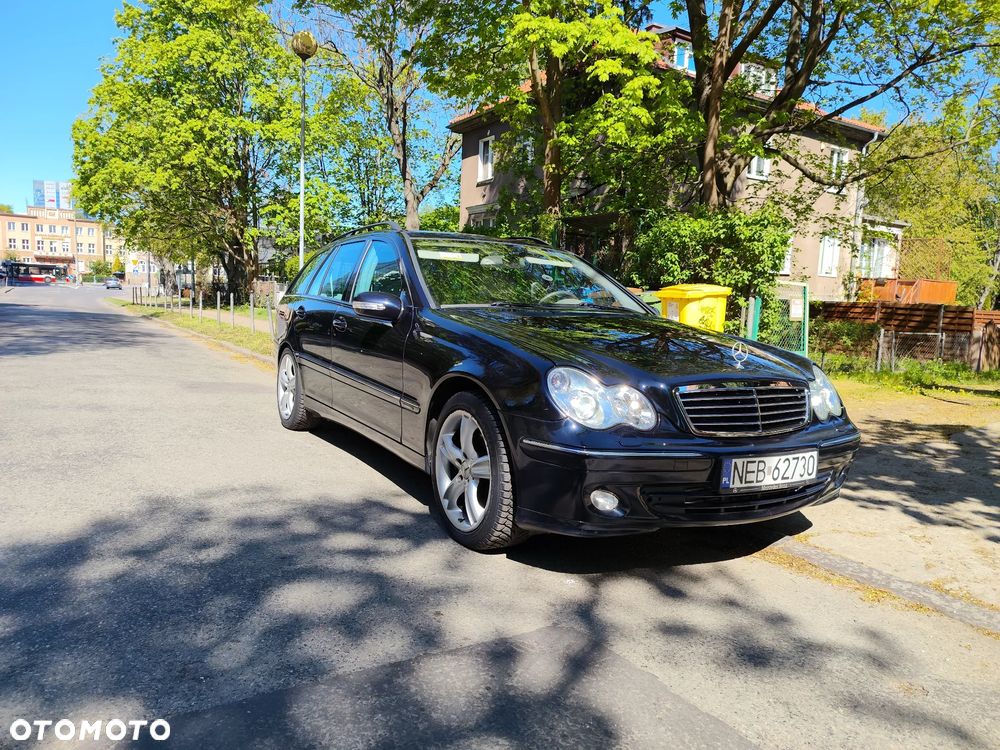 Mercedes-Benz Klasa C 200 T Kompressor Avantgarde - 3
