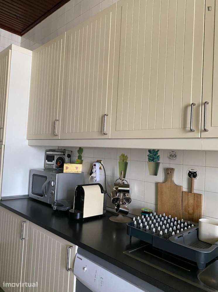 Quarto - localizado em Paranhos Porto - Grande imagem: 3/23