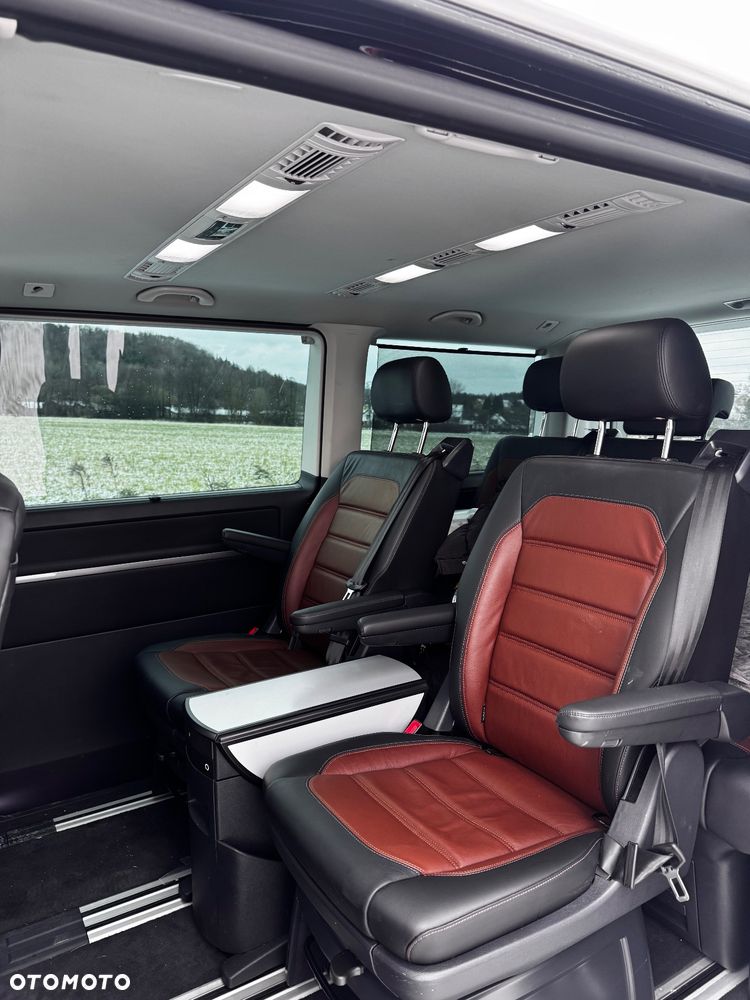 Volkswagen Multivan - 18