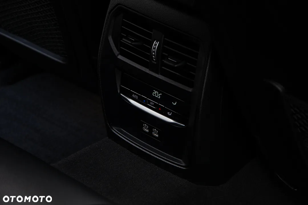 BMW Seria 3 - 25
