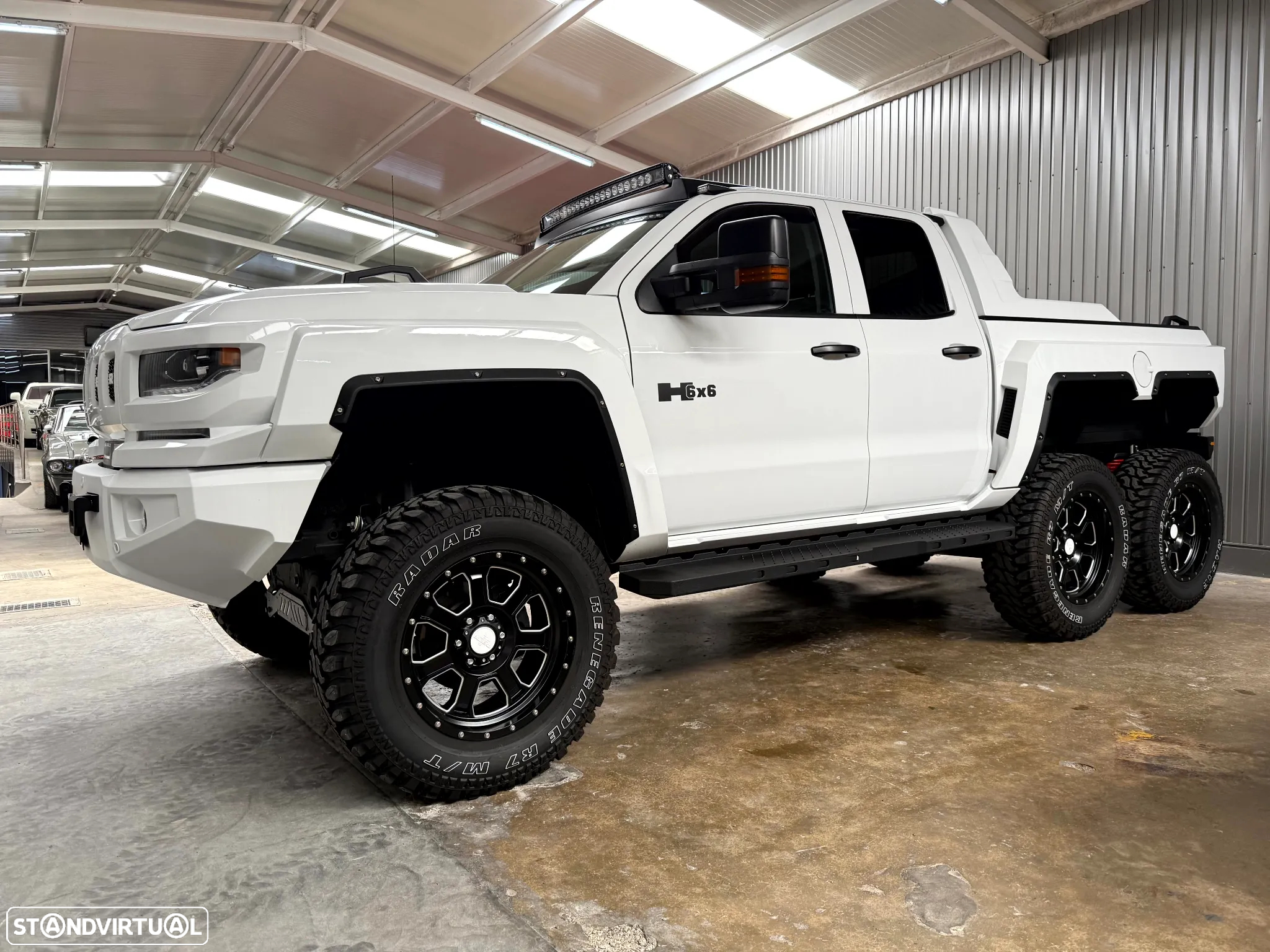 Hummer H2 - 4