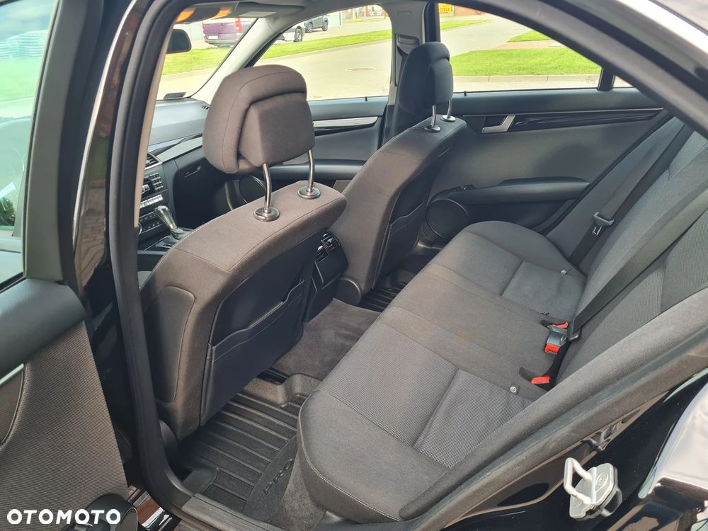 Mercedes-Benz Klasa C - 19