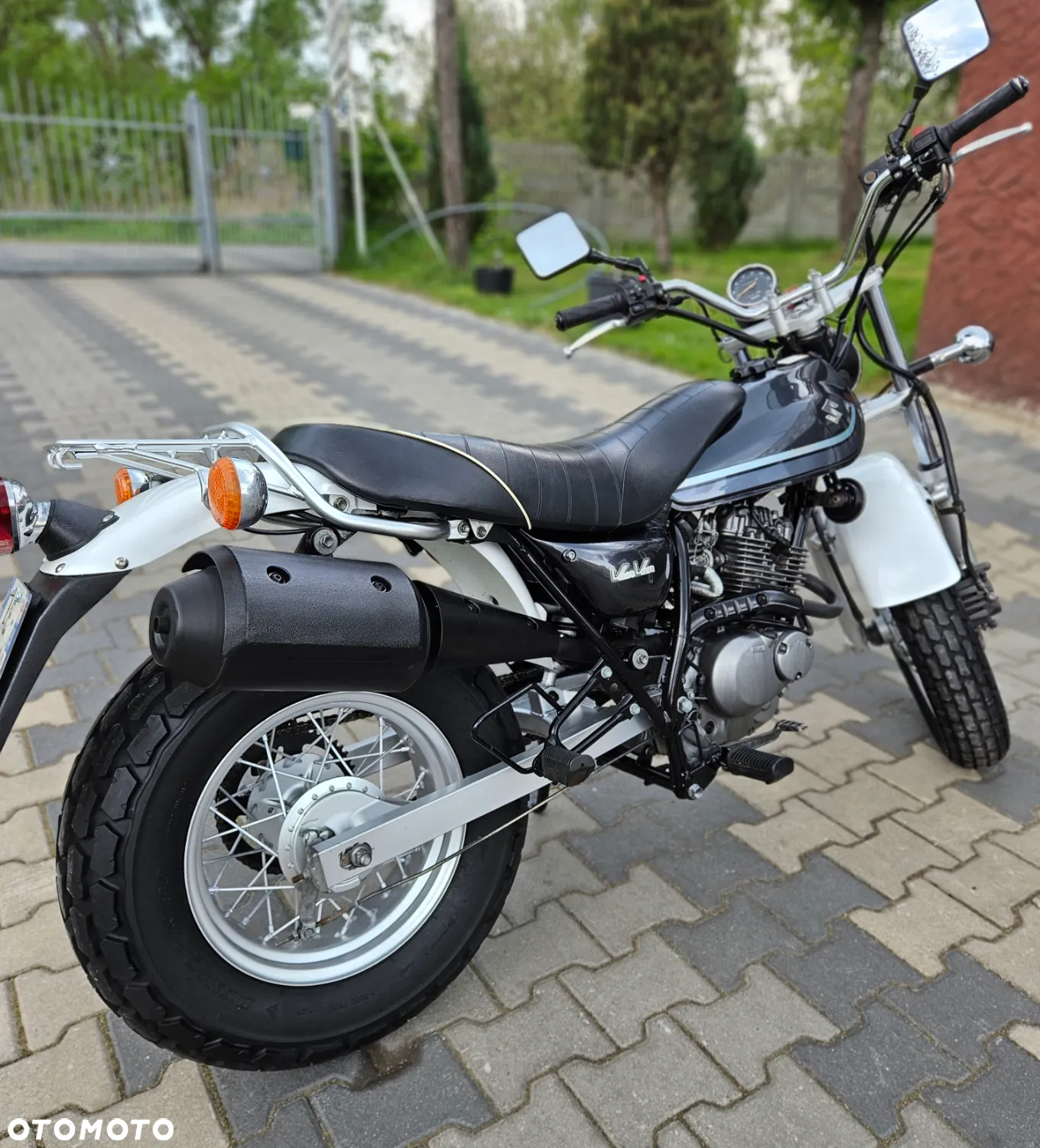 Suzuki RV - 12