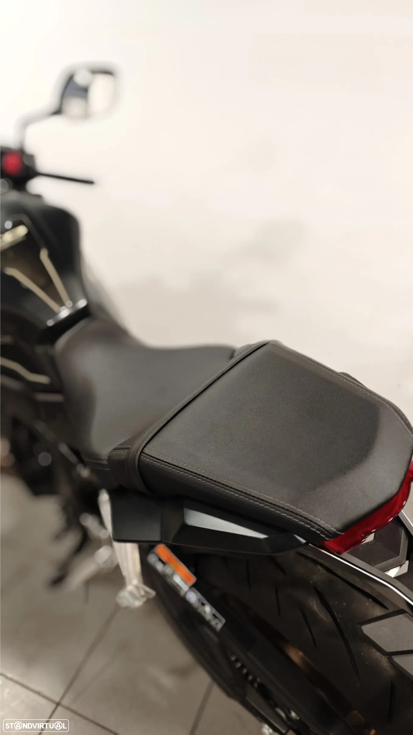 Honda CB 650R - 9